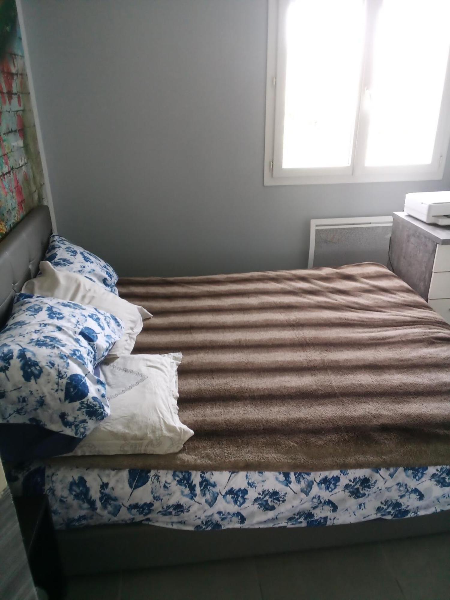 chambre à coté du mont Ventoux Mazan Esterno foto